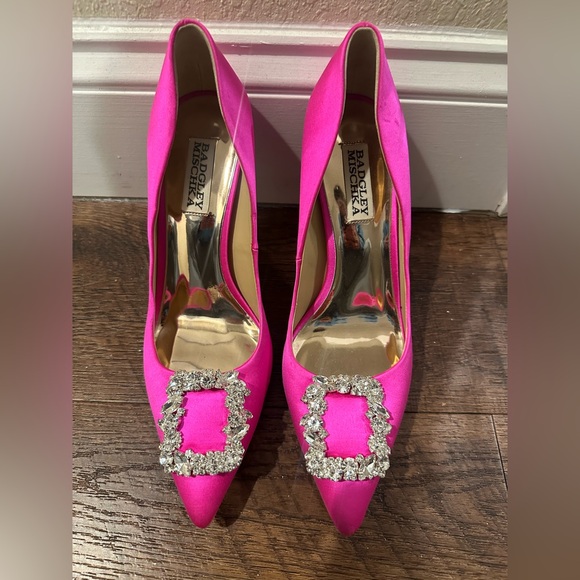 NWT Badgley Mischka - Cher Crystal Embellished Pump in Hot Pink - Size 8 - Picture 4 of 5